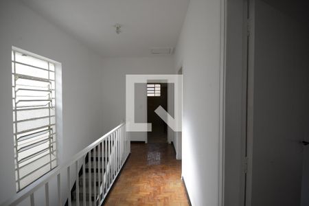 Casa à venda com 208m², 3 quartos e 3 vagasCorredor