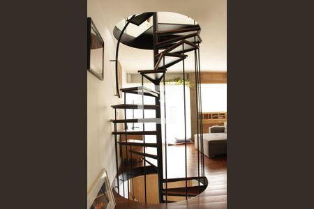 Apartamento à venda com 94m², 1 quarto e 1 vagaSala