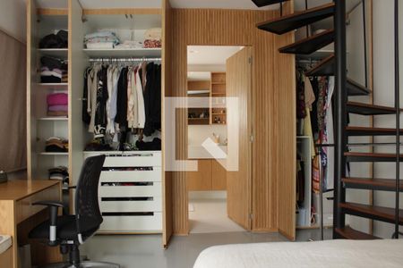 Apartamento à venda com 94m², 1 quarto e 1 vagaSuíte - Guarda Roupa