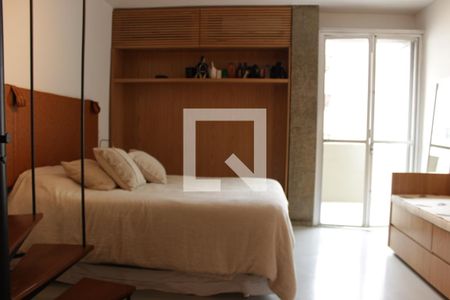Apartamento à venda com 94m², 1 quarto e 1 vagaSuíte