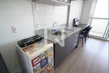 Cozinha de kitnet/studio para alugar com 1 quarto, 25m² em Butantã, São Paulo