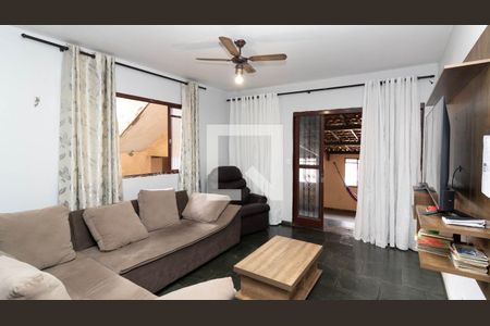 Sala de casa à venda com 3 quartos, 400m² em Jardim Cotinha, São Paulo