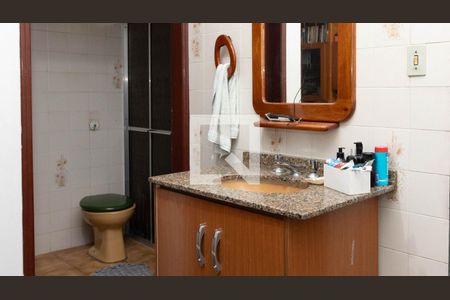 Casa à venda com 400m², 3 quartos e 4 vagas Casa à venda com 400m², 3 quartos e 4 vagasBenheiro