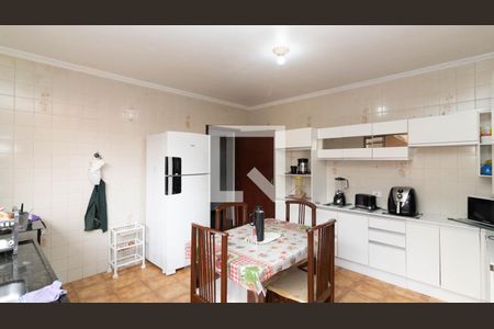 Casa à venda com 400m², 3 quartos e 4 vagas Casa à venda com 400m², 3 quartos e 4 vagasCozinha