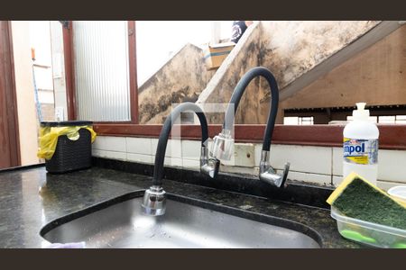 Casa à venda com 400m², 3 quartos e 4 vagas Casa à venda com 400m², 3 quartos e 4 vagasCozinha - Torneira