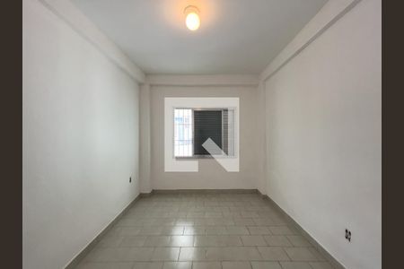 Quarto 1 de casa para alugar com 1 quarto, 50m² em Vila Taquari, São Paulo
