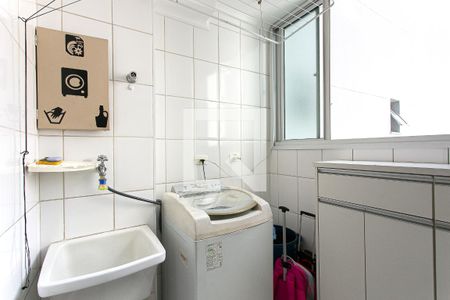 Apartamento à venda com 78m², 3 quartos e 1 vagaÁrea de Serviço