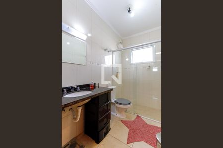 Casa à venda com 144m², 3 quartos e 4 vagas Casa à venda com 144m², 3 quartos e 4 vagasBanheiro da Suíte 1