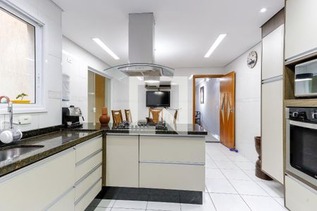 Casa à venda com 144m², 3 quartos e 4 vagas Casa à venda com 144m², 3 quartos e 4 vagasCopa e Cozinha