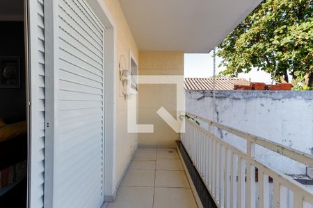 Casa à venda com 144m², 3 quartos e 4 vagas Casa à venda com 144m², 3 quartos e 4 vagasSacada