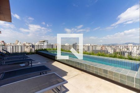 Studio para alugar com 17m², 1 quarto e sem vaga Studio para alugar com 17m², 1 quarto e sem vagaPiscina