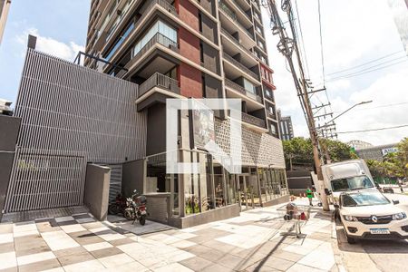 Studio para alugar com 17m², 1 quarto e sem vaga Studio para alugar com 17m², 1 quarto e sem vagaFachada