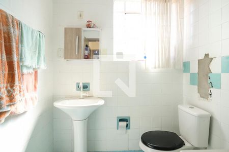 Casa à venda com 150m², 2 quartos e 4 vagasBanheiro