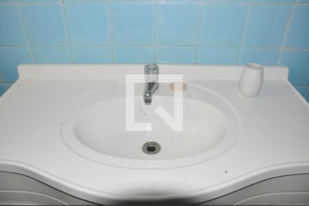 Casa à venda com 400m², 4 quartos e 4 vagas Casa à venda com 400m², 4 quartos e 4 vagasBanheiro