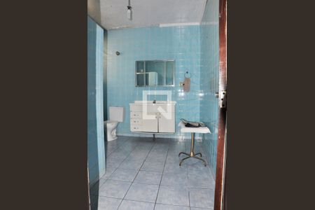 Casa à venda com 400m², 4 quartos e 4 vagas Casa à venda com 400m², 4 quartos e 4 vagasBanheiro