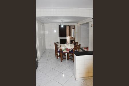 Casa à venda com 400m², 4 quartos e 4 vagas Casa à venda com 400m², 4 quartos e 4 vagasCozinha e Copa