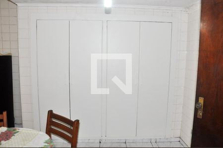 Casa à venda com 400m², 4 quartos e 4 vagas Casa à venda com 400m², 4 quartos e 4 vagasCozinha e Copa