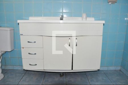 Casa à venda com 400m², 4 quartos e 4 vagas Casa à venda com 400m², 4 quartos e 4 vagasBanheiro