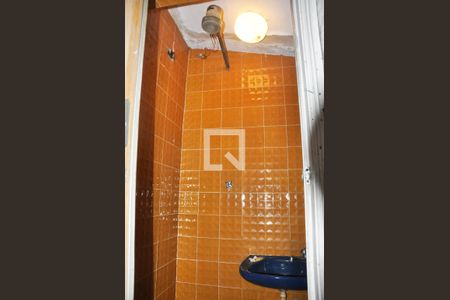 Casa à venda com 400m², 4 quartos e 4 vagas Casa à venda com 400m², 4 quartos e 4 vagasBanheiro