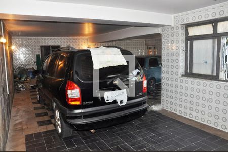 Casa à venda com 400m², 4 quartos e 4 vagas Casa à venda com 400m², 4 quartos e 4 vagasGaragem