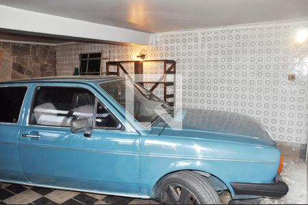 Casa à venda com 400m², 4 quartos e 4 vagas Casa à venda com 400m², 4 quartos e 4 vagasGaragem