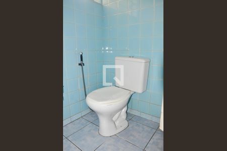 Casa à venda com 400m², 4 quartos e 4 vagas Casa à venda com 400m², 4 quartos e 4 vagasBanheiro