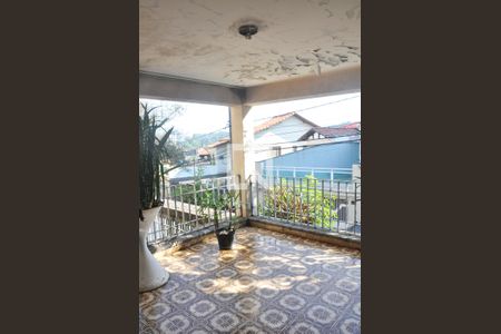 Casa à venda com 400m², 4 quartos e 4 vagas Casa à venda com 400m², 4 quartos e 4 vagasVaranda da Sala