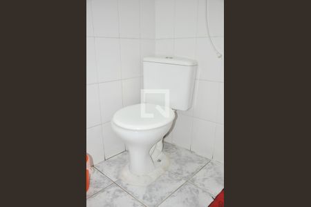 Casa à venda com 400m², 4 quartos e 4 vagas Casa à venda com 400m², 4 quartos e 4 vagasBanheiro