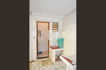 Casa à venda com 400m², 4 quartos e 4 vagas Casa à venda com 400m², 4 quartos e 4 vagasÁrea de Serviço