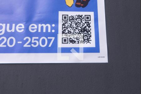 Casa à venda com 250m², 3 quartos e 3 vagas Casa à venda com 250m², 3 quartos e 3 vagasPlaquinha