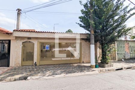 Casa à venda com 200m², 3 quartos e 3 vagasFachada