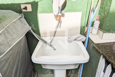 Casa à venda com 200m², 3 quartos e 3 vagasÁrea de serviço e churrasqueira