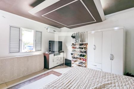 Casa à venda com 200m², 3 quartos e 3 vagasQuarto da edícula