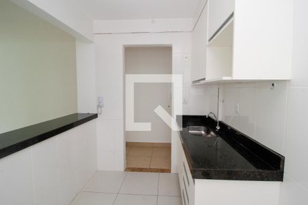 Cozinha de apartamento à venda com 2 quartos, 58m² em União, Belo Horizonte