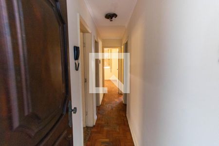 Corredor  de apartamento à venda com 3 quartos, 167m² em Icaraí, Niterói