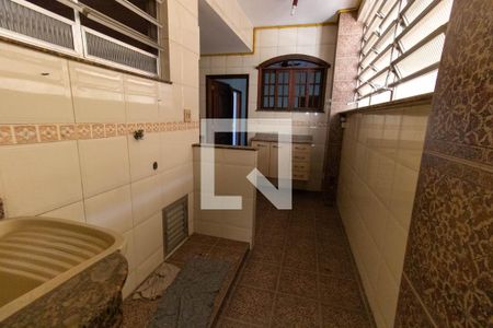 Apartamento à venda com 167m², 3 quartos e sem vaga Apartamento à venda com 167m², 3 quartos e sem vagaÁrea de serviço