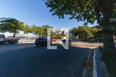 Apartamento à venda com 167m², 3 quartos e sem vaga Apartamento à venda com 167m², 3 quartos e sem vagaÁrea Comum