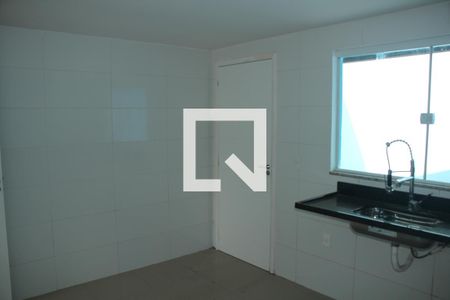 Casa para alugar com 2 quartos, 80m² em Jardim Alvorada, Nova Iguaçu