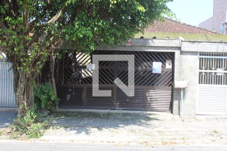 Casa para alugar com 135m², 2 quartos e 2 vagasFachada