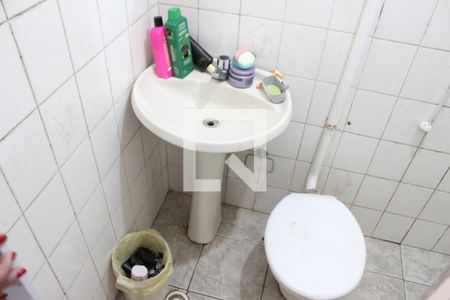 Casa para alugar com 135m², 2 quartos e 2 vagasBanheiro de serviço