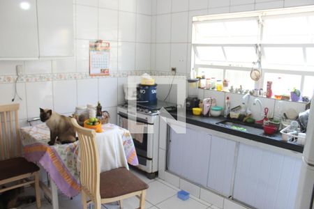 Casa para alugar com 135m², 2 quartos e 2 vagasCozinha