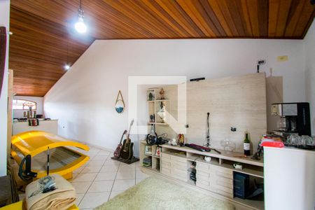 Casa à venda com 550m², 3 quartos e 2 vagasSótão