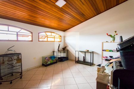 Casa à venda com 550m², 3 quartos e 2 vagasSótão