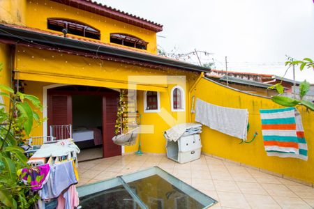 Casa à venda com 550m², 3 quartos e 2 vagasVaranda do quarto 1