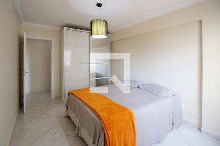 Quarto 1 de apartamento para alugar com 3 quartos, 126m² em Vila Alzira, Guarujá
