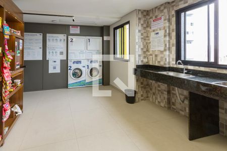 Apartamento para alugar com 34m², 2 quartos e sem vagaÁrea comum - Lavanderia