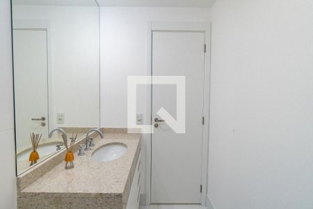 Apartamento à venda com 64m², 2 quartos e 1 vagaBanheiro Social