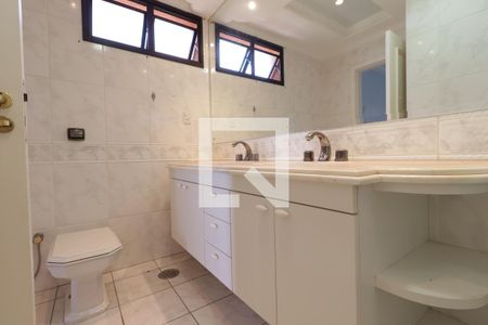 Apartamento para alugar com 132m², 4 quartos e 1 vagaBanheiro da Suíte