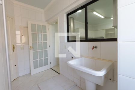 Apartamento para alugar com 132m², 4 quartos e 1 vagaÁrea de serviço