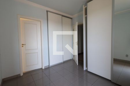 Apartamento para alugar com 132m², 4 quartos e 1 vagaSuite